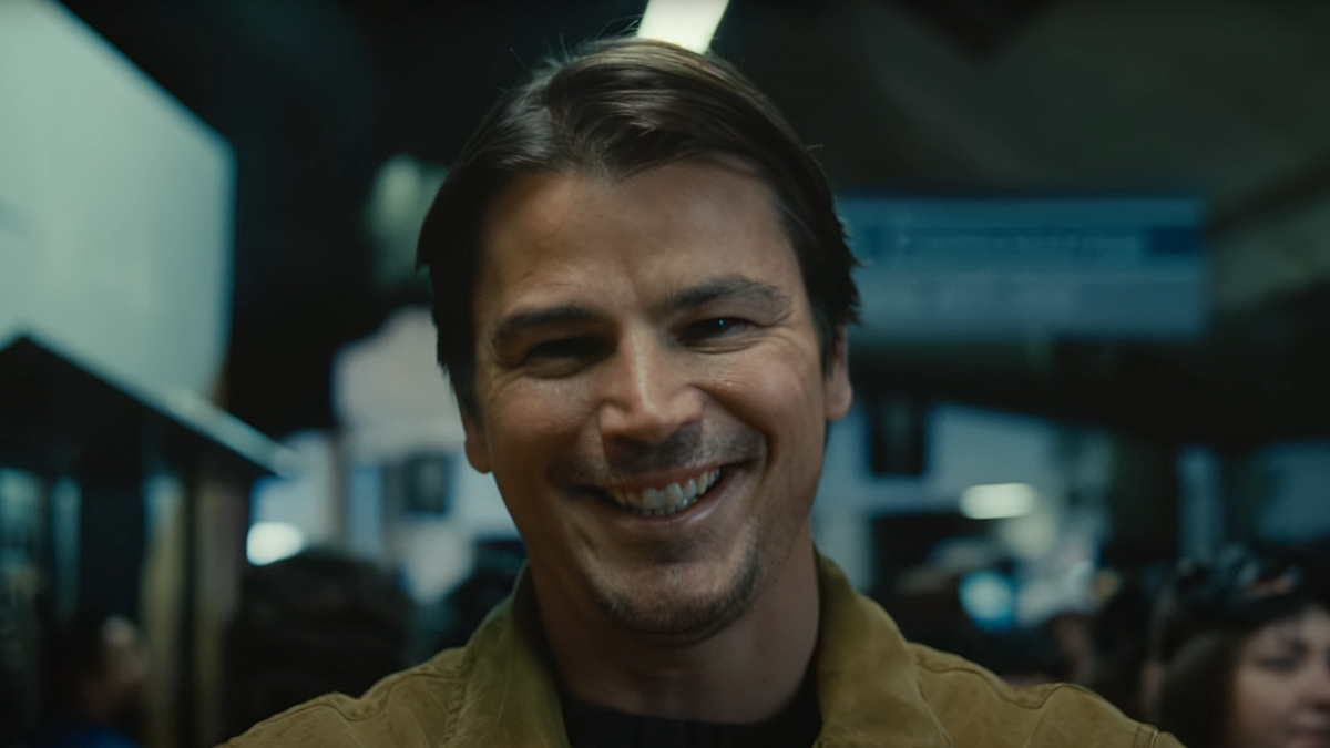 Featured image for "Josh Hartnett Stars as Serial Killer in M. Night Shyamalan's 'Trap' Trailer"