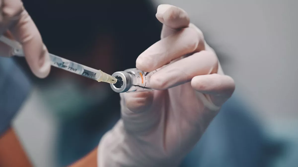 Featured image for Advances in Cancer Vaccines and Early Detection Signs