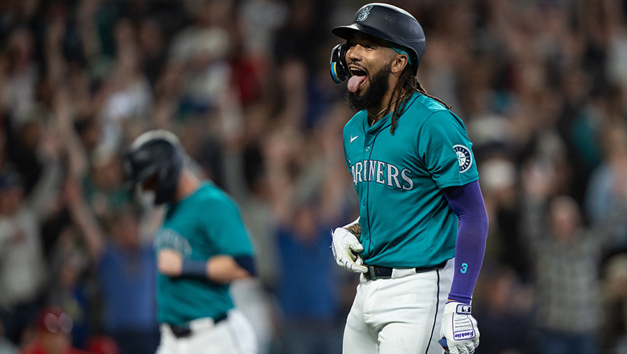 Featured image for J.P. Crawford's Grand Slam Powers Mariners to Dominant Win Over Angels