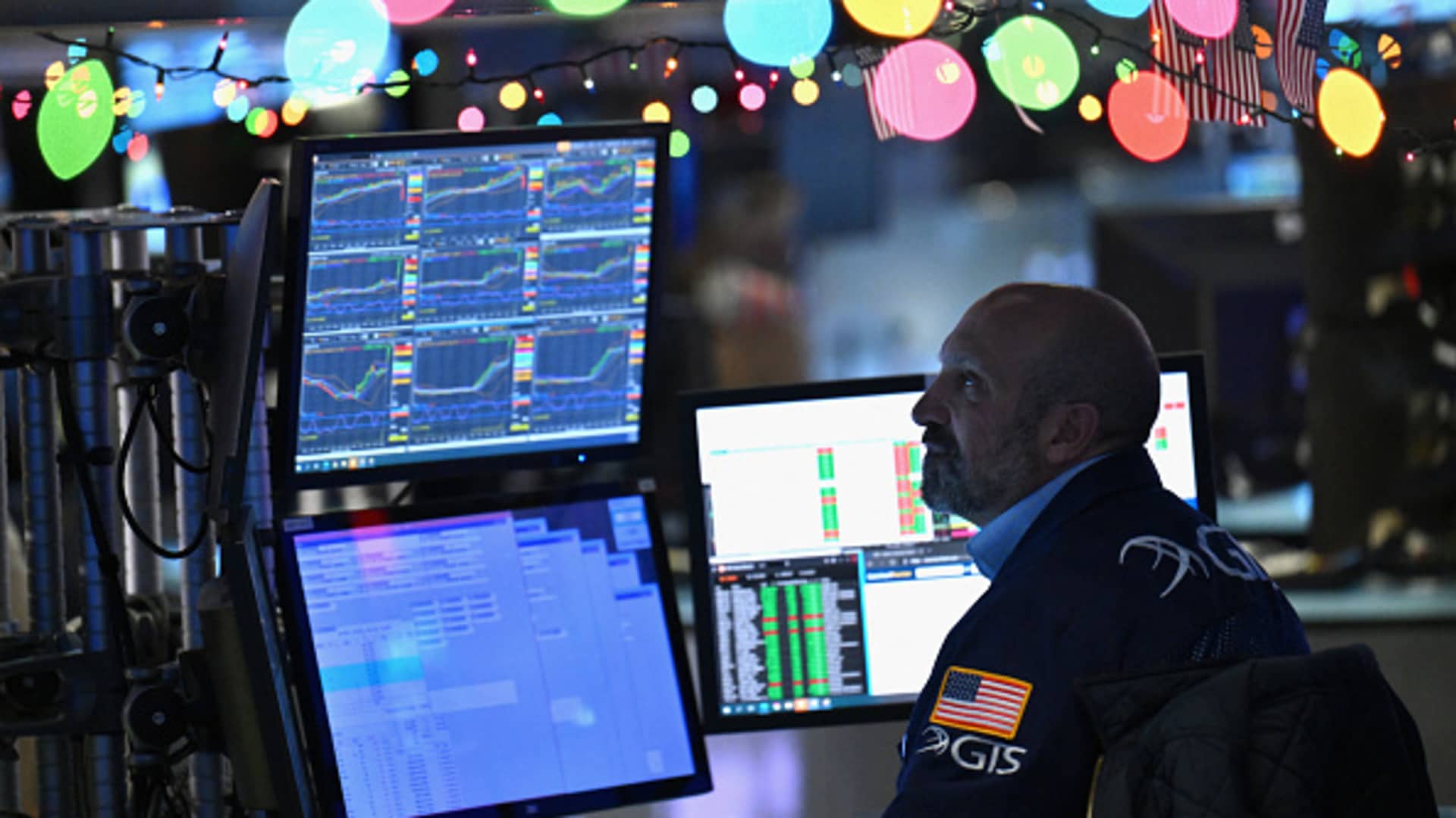 Fed's Signal of Rate Cuts Sparks Stock Market Rally