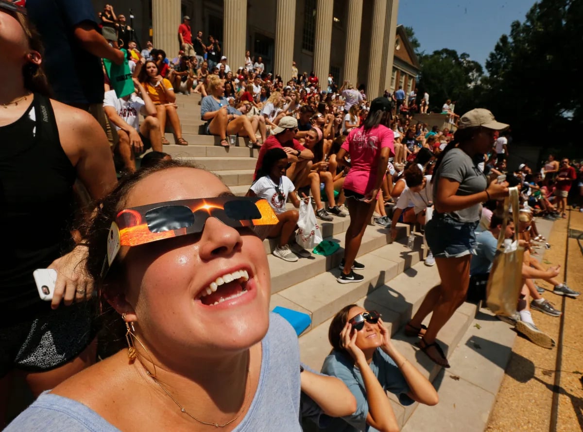 Featured image for "Alabama's Solar Eclipse Fever: From Public Viewings to Student Preparations"