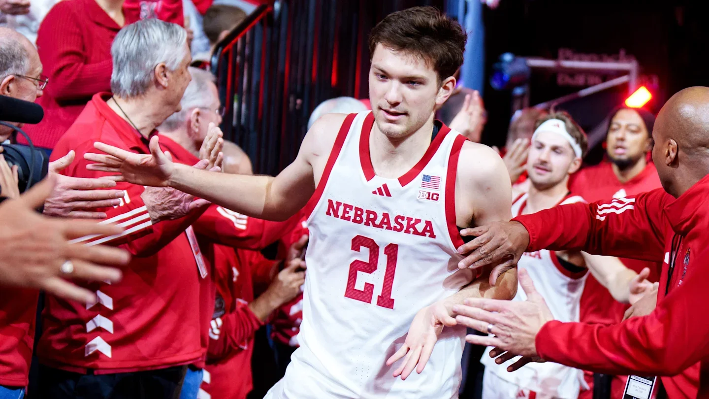 Sandfort's Iowa Homecoming Tests Nebraska's March Quest
