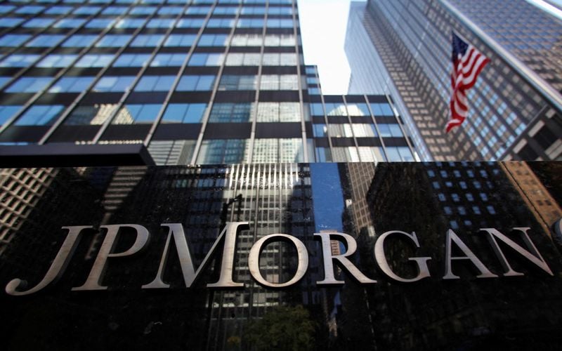 Featured image for JPMorgan Boosts Consumer Retail Investment Team with New Senior Hires