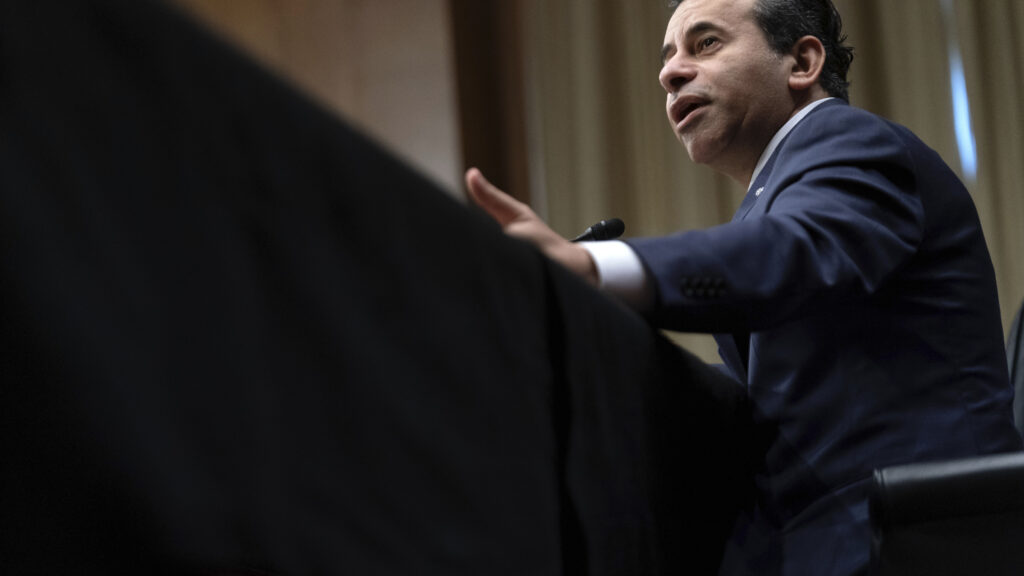 Featured image for FDA Faces Staff Exodus, Safety Concerns, and Policy Changes