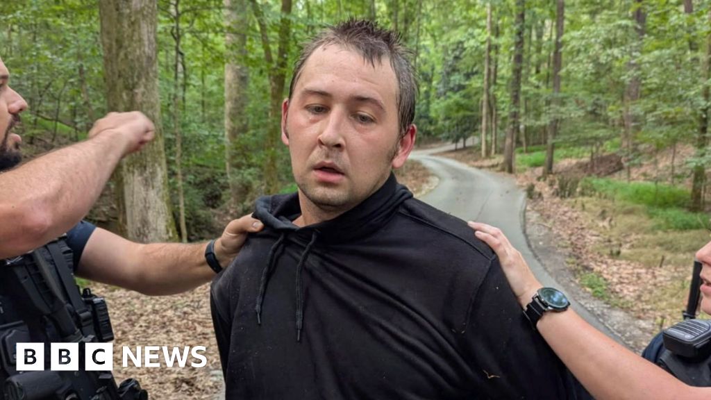 Featured image for Suspect Arrested in Tennessee Quadruple Killings of Baby's Relatives