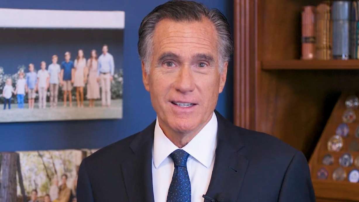 Mitt Romney's Exit Sends Wake-Up Call in Trump Era