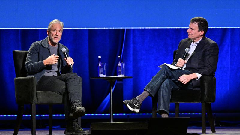 Featured image for Jon Stewart Expresses Desire to Continue as 'The Daily Show' Host