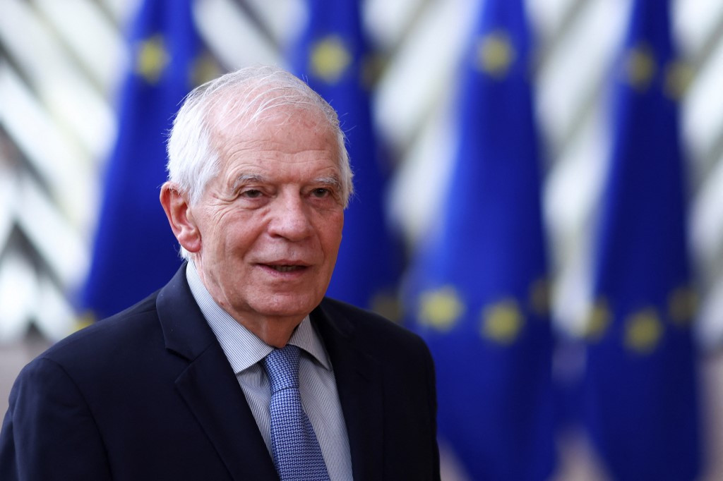 "EU Imposes Unprecedented Sanctions on Russian and Chinese Companies in Latest Package"
