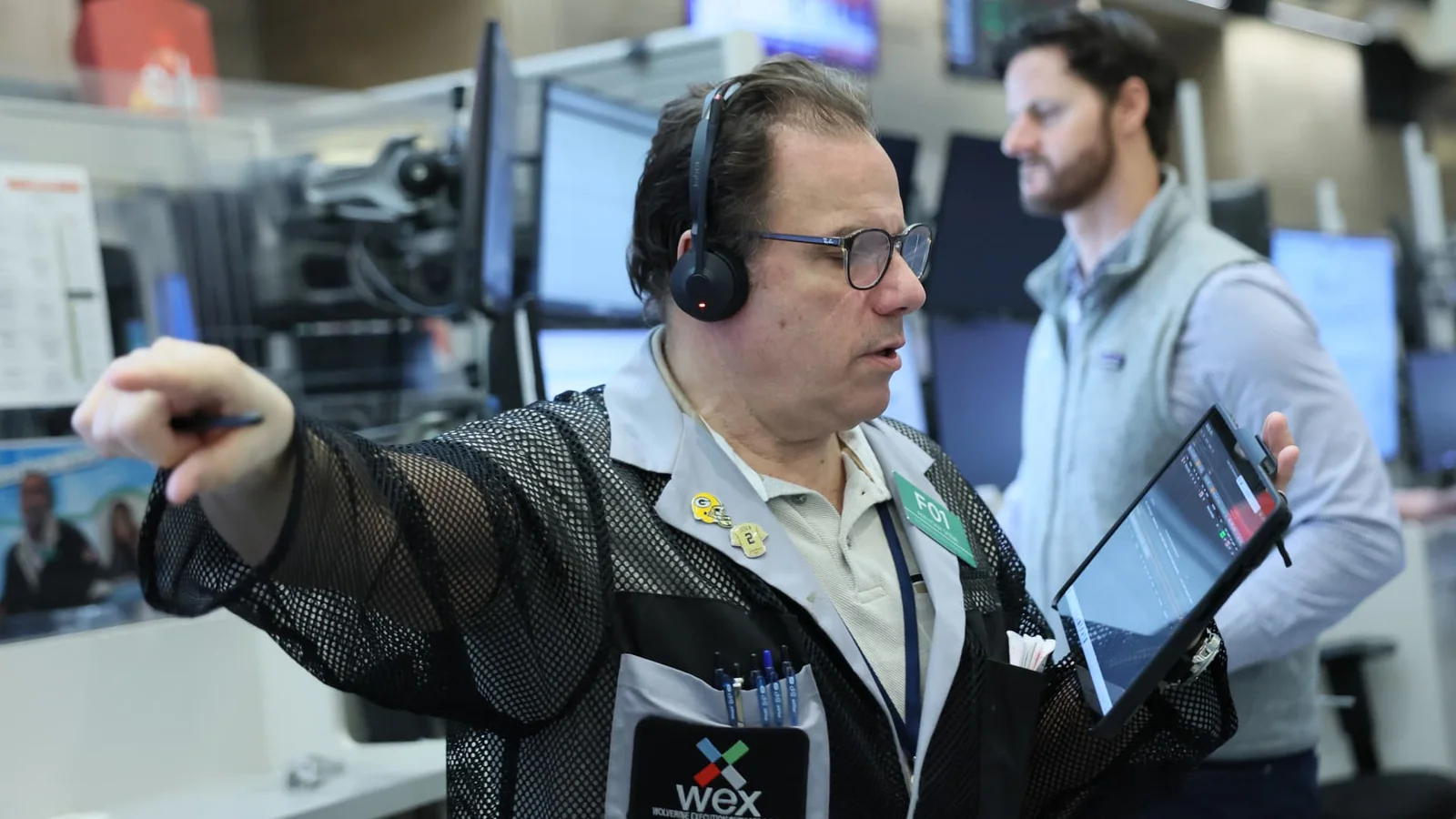 Markets Drift as Iran Tensions Push Oil Higher Ahead of PMI Data