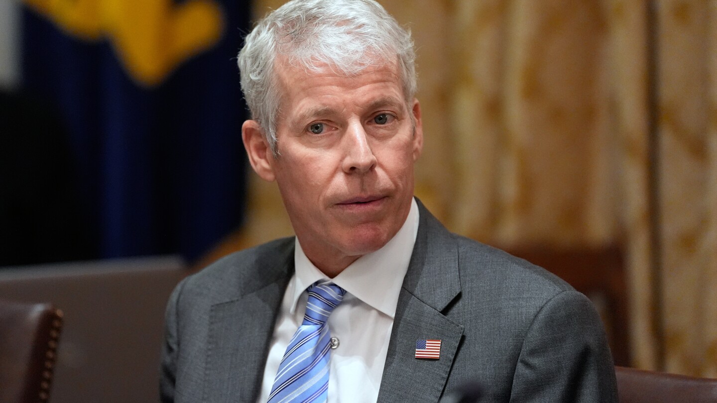 Featured image for DOE Approves $1.6 Billion for Midwest Transmission Upgrades