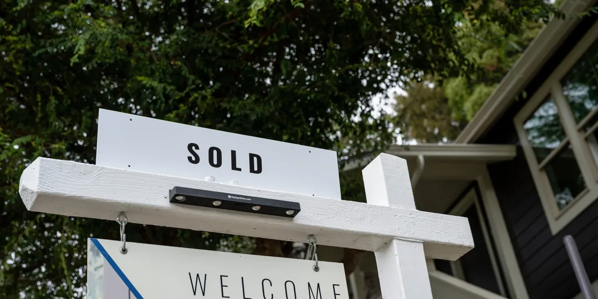 Featured image for Falling Mortgage Rates Not Boosting Future Home Sales