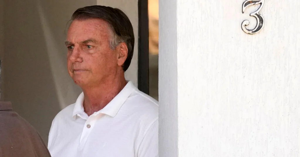 Featured image for Brazil's Bolsonaro to undergo hernia surgery after prison hospitalization