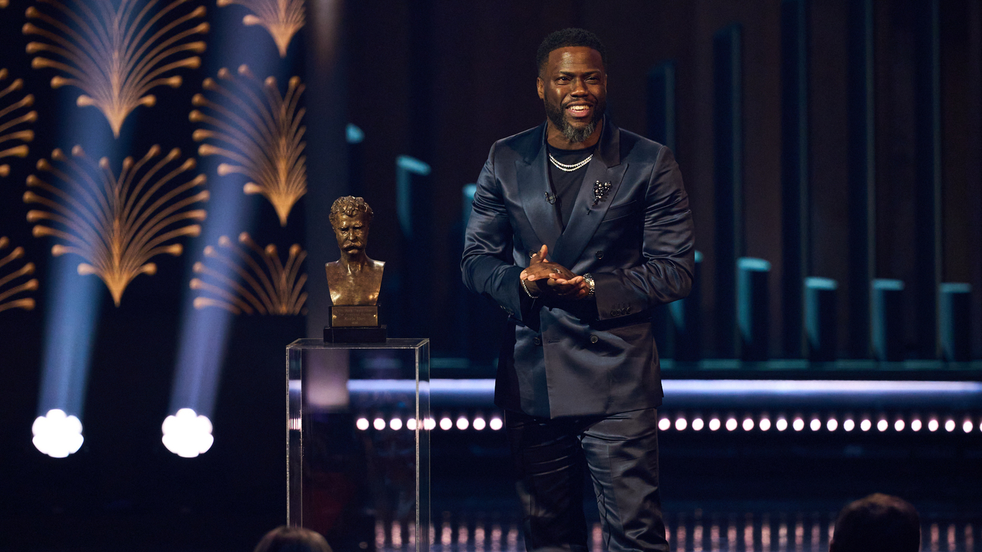 Featured image for "Kevin Hart's Emotional Acceptance of Mark Twain Prize Honored by Comedy Legends"