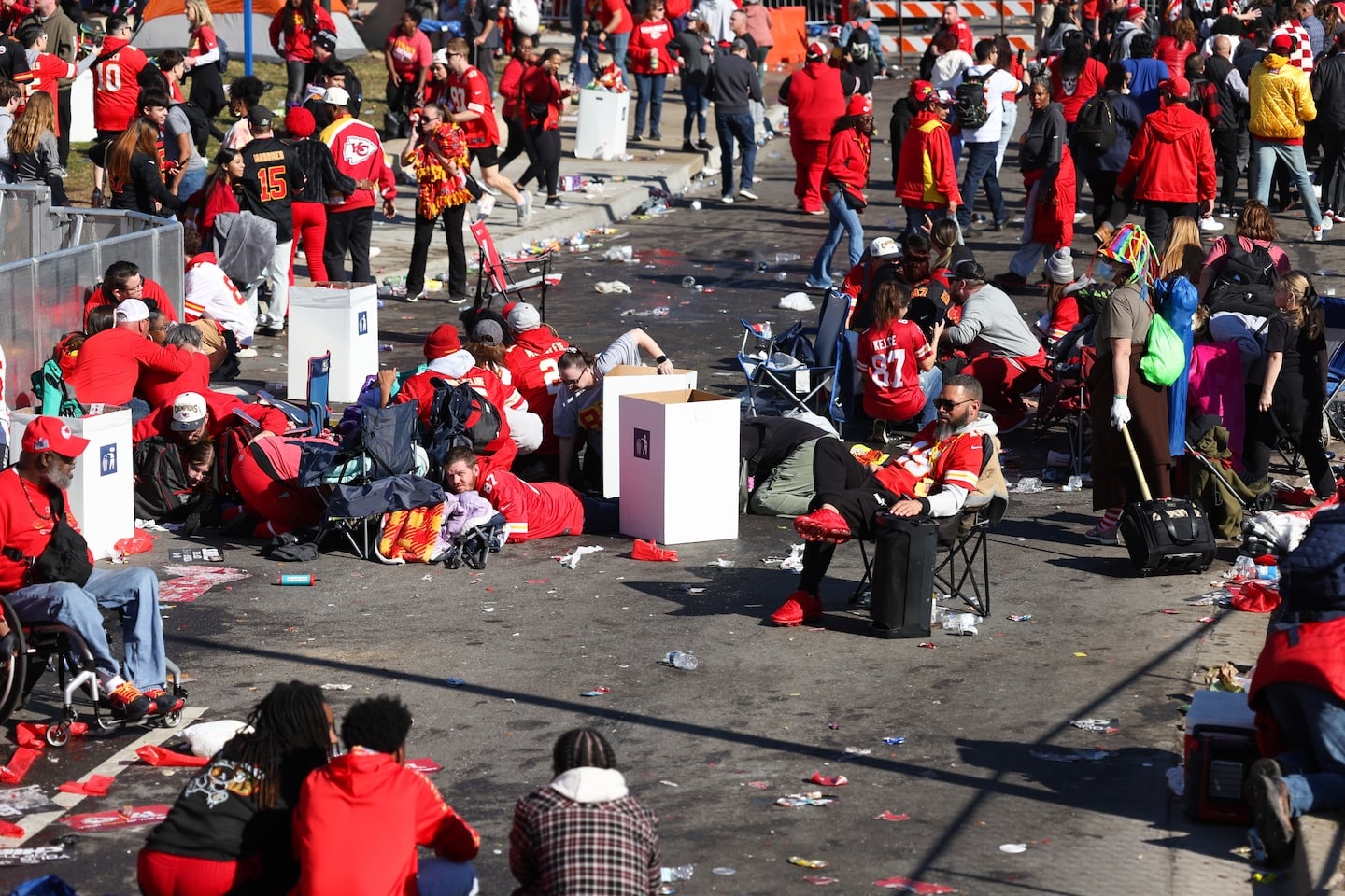 "Chiefs Super Bowl Parade Shooting: Bystanders Tackle Suspect, 2 Juveniles in Custody"