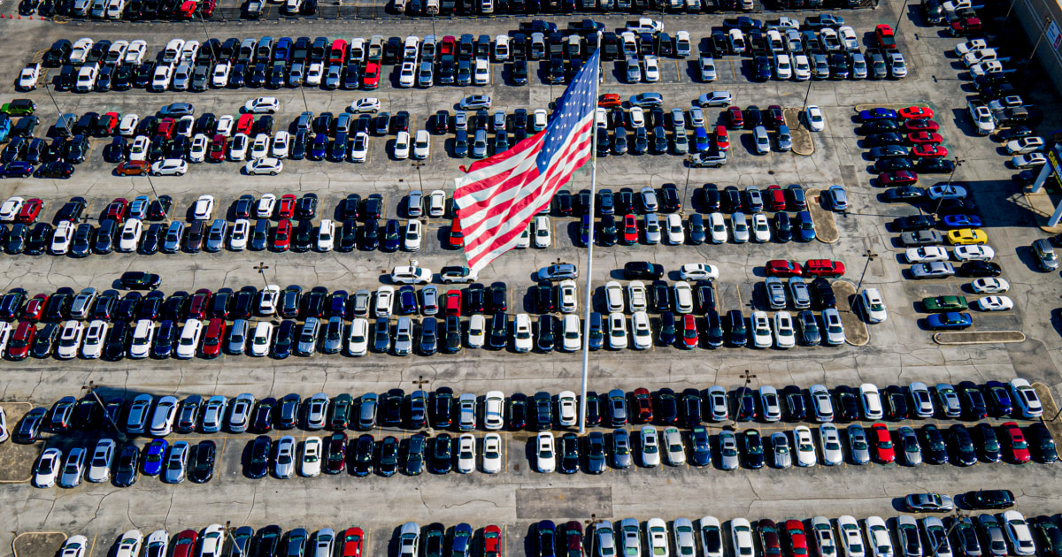 Featured image for "Memorial Day 2024: Unprecedented Car Deals and Discounts"