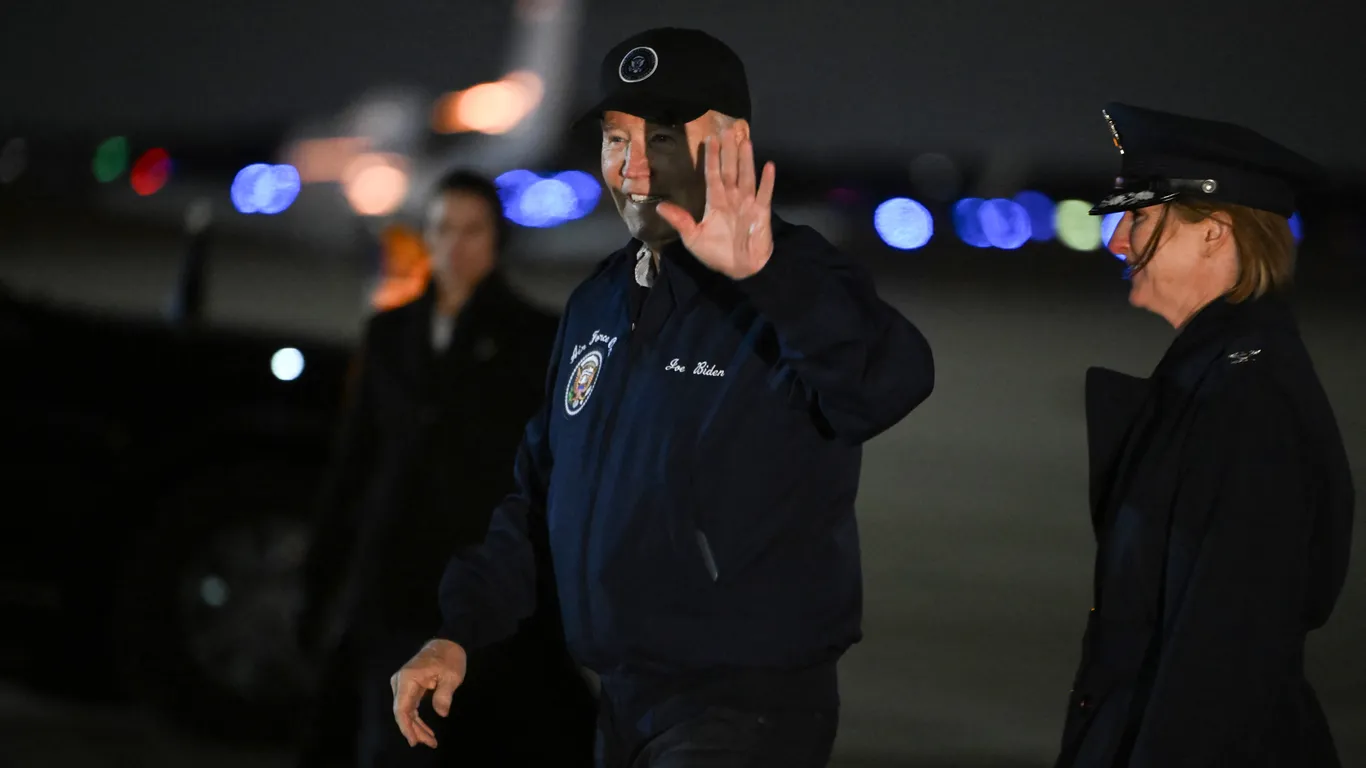 Featured image for Biden Faces Backlash Over Hunter Pardon Amid Political Turmoil