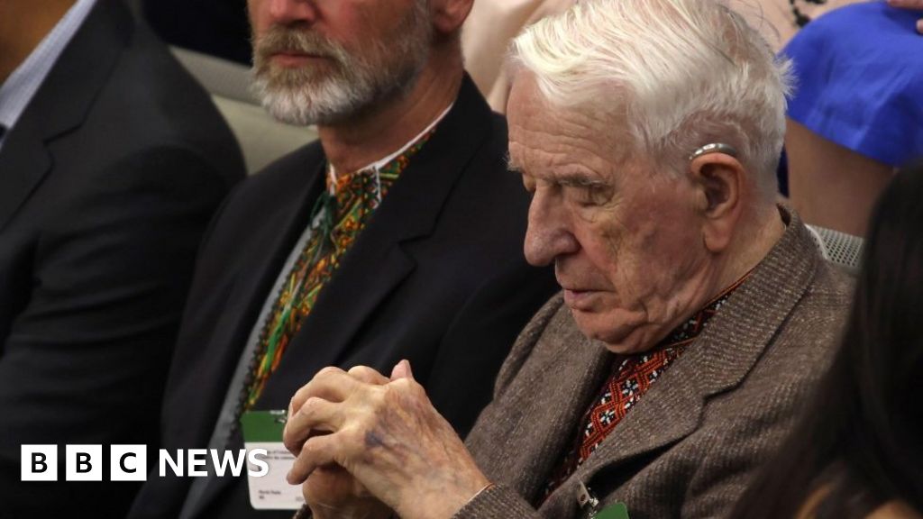 Controversy Erupts as Canadian MPs Applaud Nazi Veteran in Parliament
