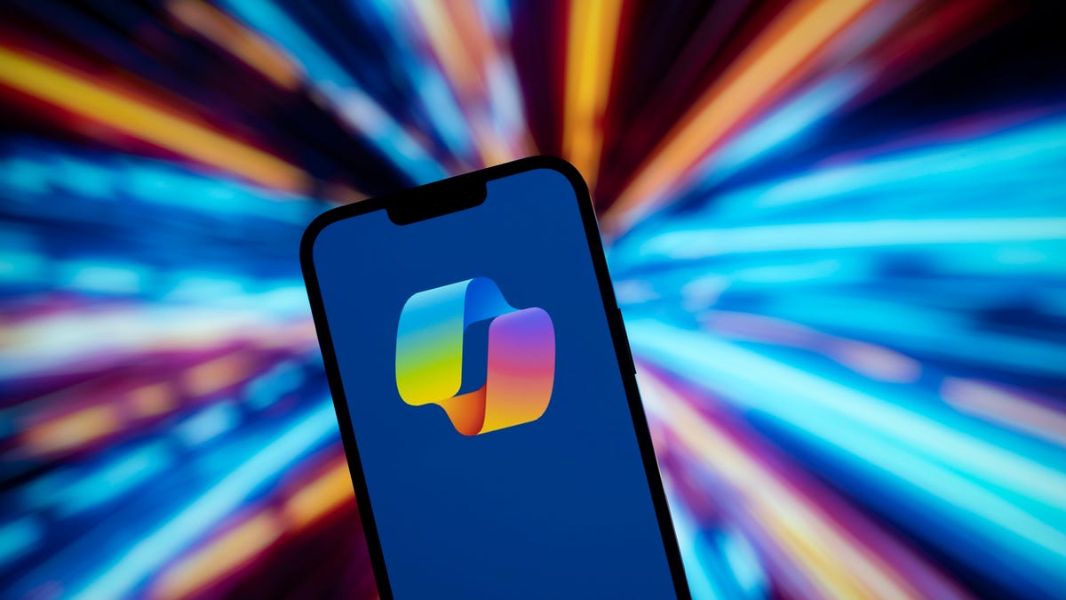 Featured image for "Microsoft's Copilot AI App Lands on iOS and Android Mobile Devices"