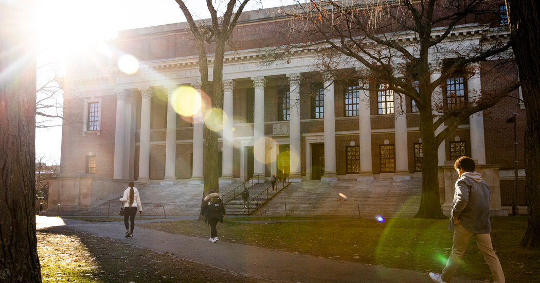 Featured image for "Harvard Sees Dip in Applications Amidst Ivy League Record Highs"