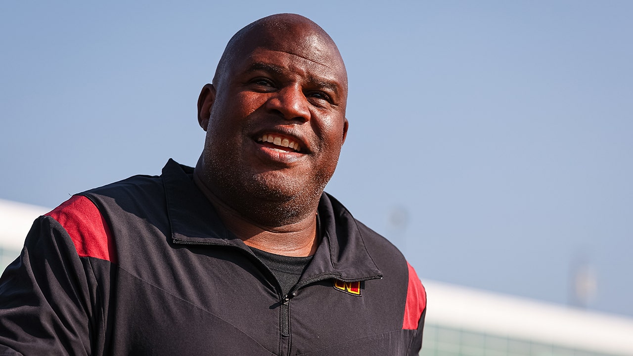 Featured image for Eric Bieniemy's Pre-AFC Championship Visits: From Washington to Kansas City