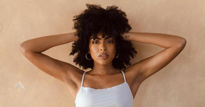 Featured image for "Arey's Gray Hair–Reversing Products: A Comprehensive Review"