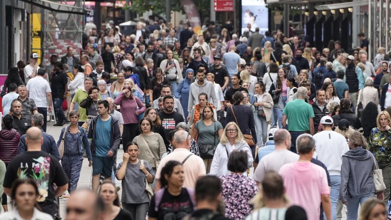 German Economy Contracts in Q3, Avoids Winter Recession