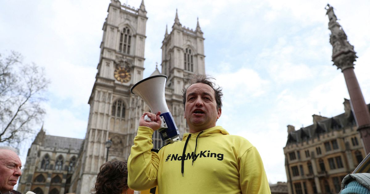 UK Police Express Regret Over Arresting Anti-Monarchy Protesters During Coronation