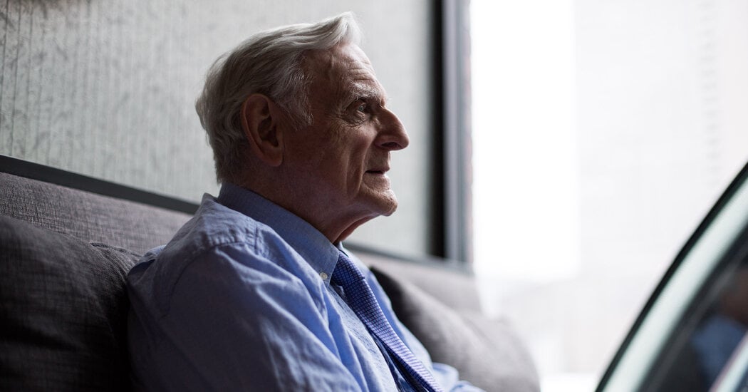 Featured image for Nobel Prize-winning UT Austin professor John Goodenough dies at 100.