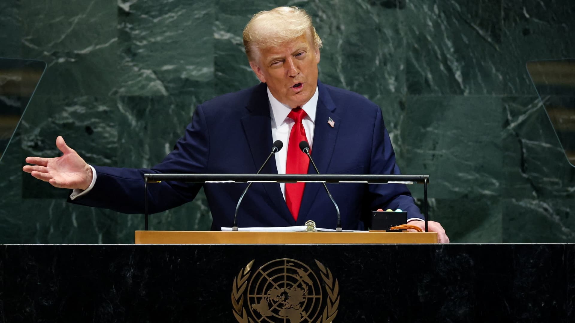 Featured image for Trump alleges 'triple sabotage' at the U.N. amid escalator and teleprompter issues
