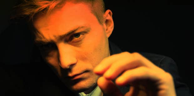 Featured image for "Identifying a Pathological Liar: 20 Key Signs"