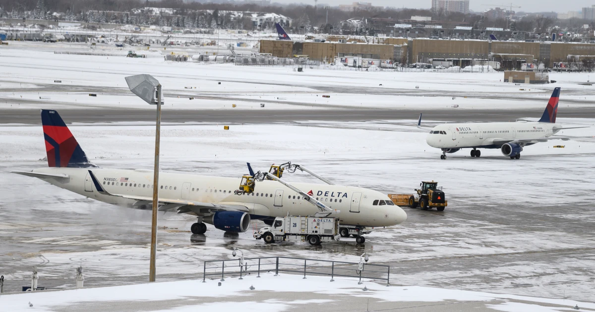 Winter Storms Threaten Thanksgiving Travel Across the US