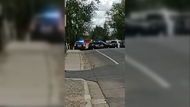 Deadly shooting in Farmington, New Mexico leaves 3 civilians dead and 2 officers wounded.