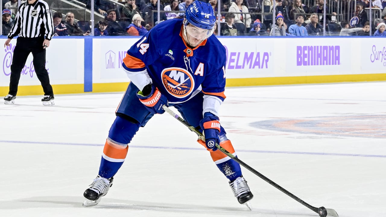 Featured image for Bo Horvat to Return for Islanders Against Rangers