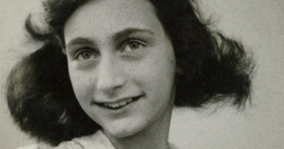 Featured image for Controversial Anne Frank Graphic Novel Leads to Texas Teacher's Removal