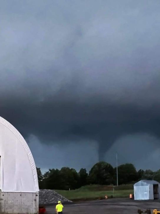 Featured image for "Deadly Tornadoes and Severe Storms Devastate Central US"