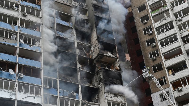 "Russian Missile Escapes Ukrainian Air Defenses, Deadly Airstrikes Continue"