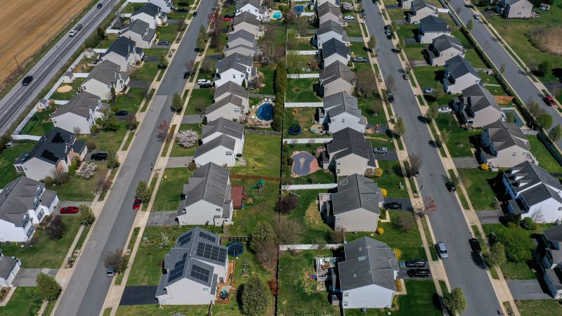 Mortgage Rates Soar Amidst Economic Uncertainty and Debt Ceiling Standoff.