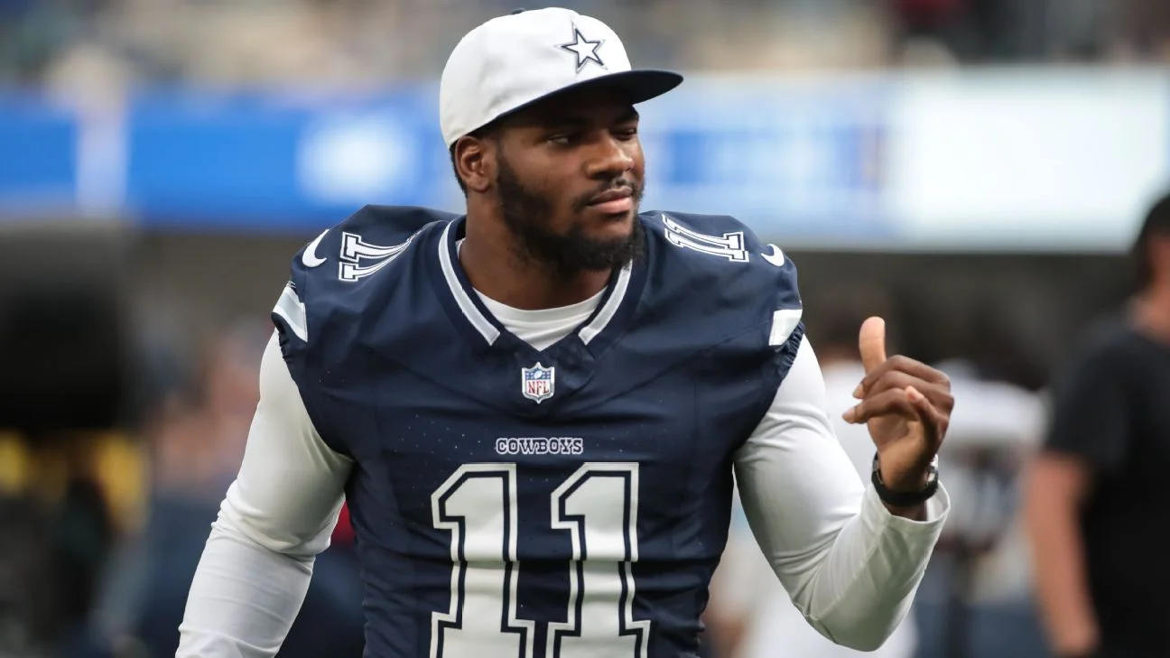 Cowboys' Parsons Reports Amid Contract Uncertainty and Team Tensions