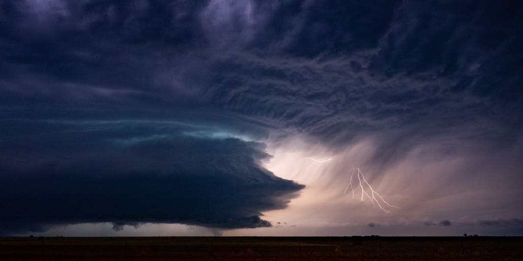 Featured image for "Midwest to Texas: Severe Storms Threaten with Damaging Winds and Hail on Thursday"