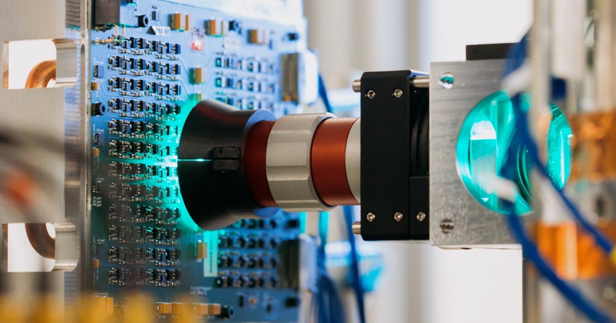 Featured image for Microsoft's Analog Optical Computer Achieves Breakthroughs in AI Efficiency