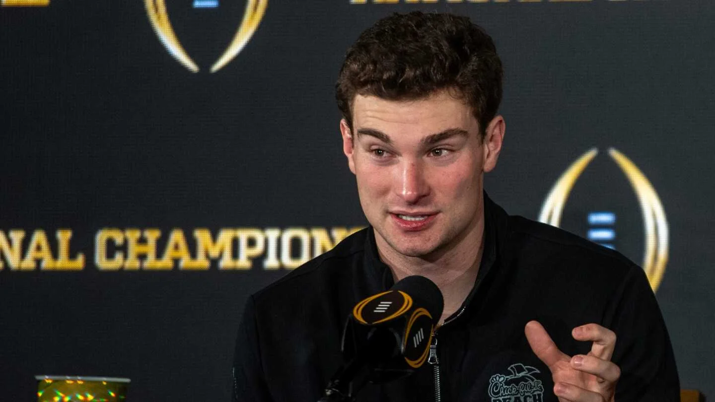 Indiana QB Mendoza Embraces Draft Spotlight as Raiders Hold No. 1