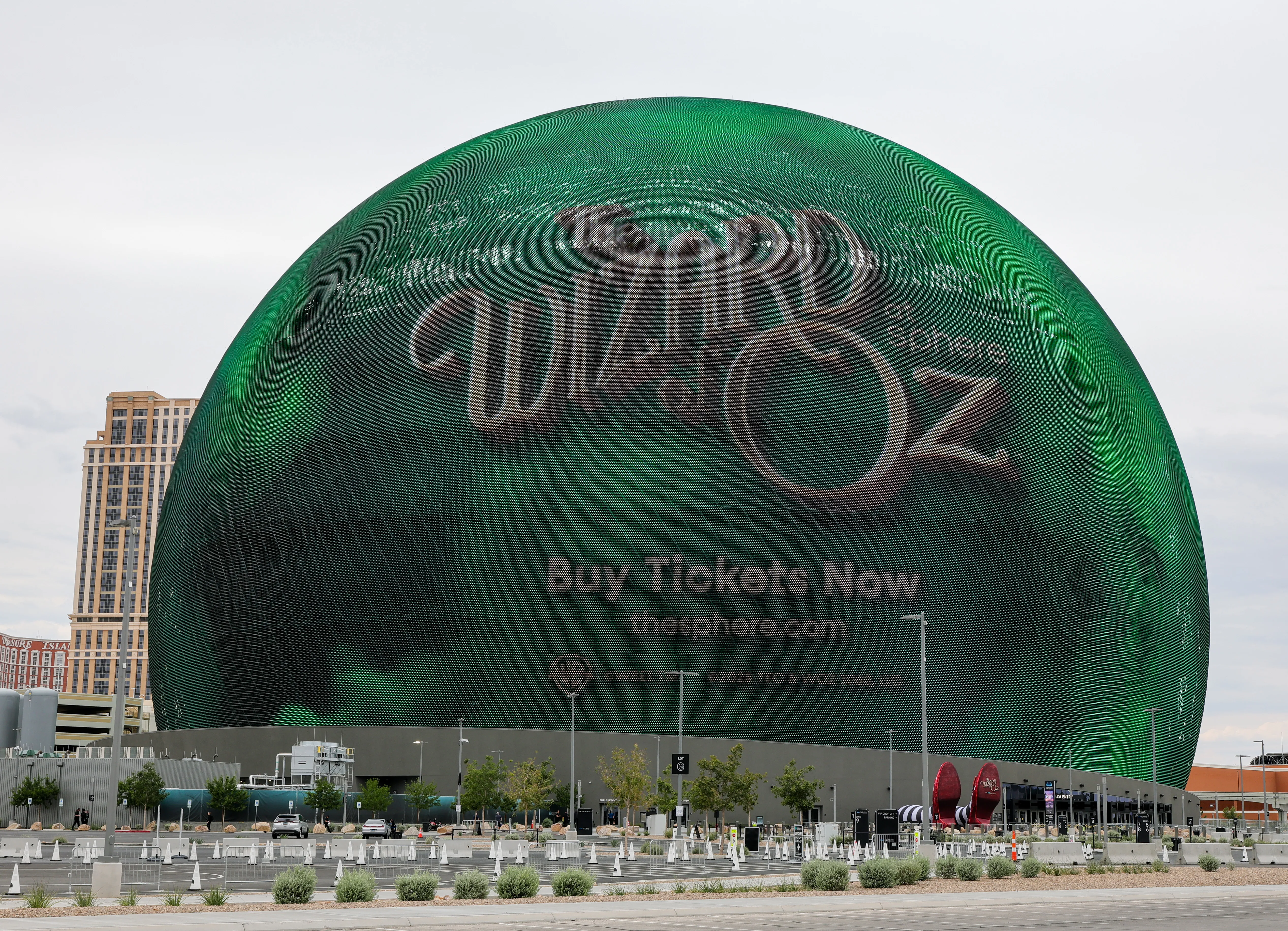 Featured image for Las Vegas' Sphere Reimagines 'Wizard of Oz' as an Immersive Experience