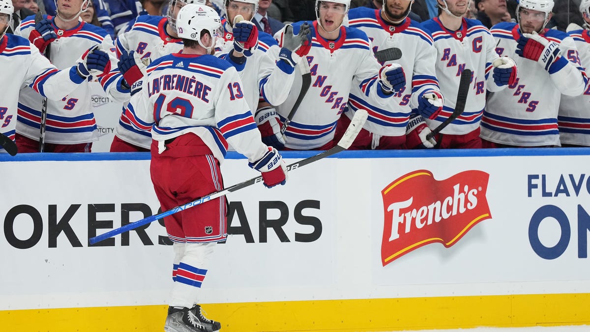 Lafrenière and Schneider lead Rangers to victory with clutch goals