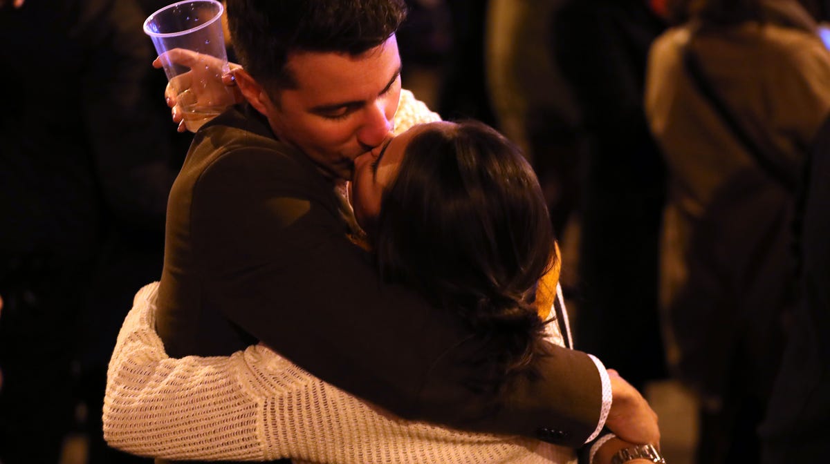 Featured image for The Decline of Casual Sex and One-Night-Stands Among Women: Reasons Unveiled.