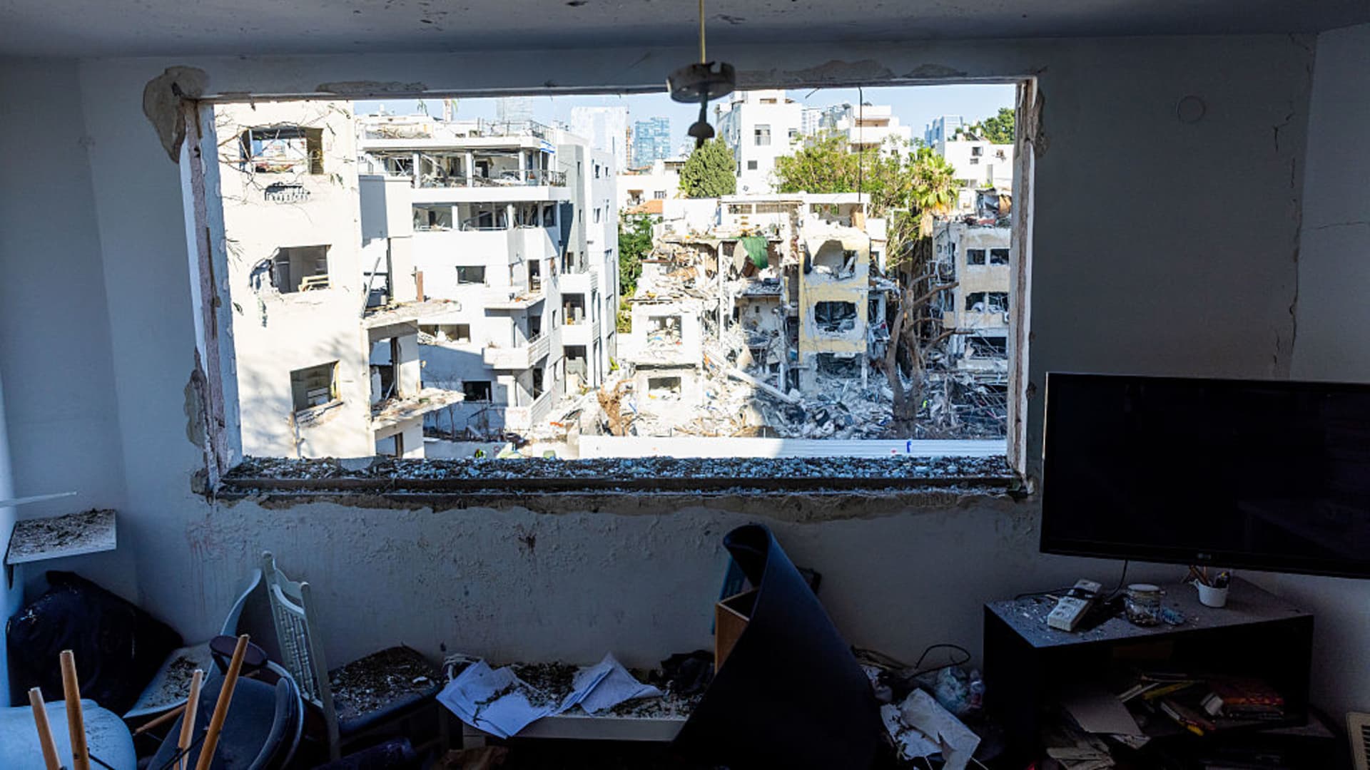 Investors Brace for Market Volatility Amid Israel-Iran Tensions