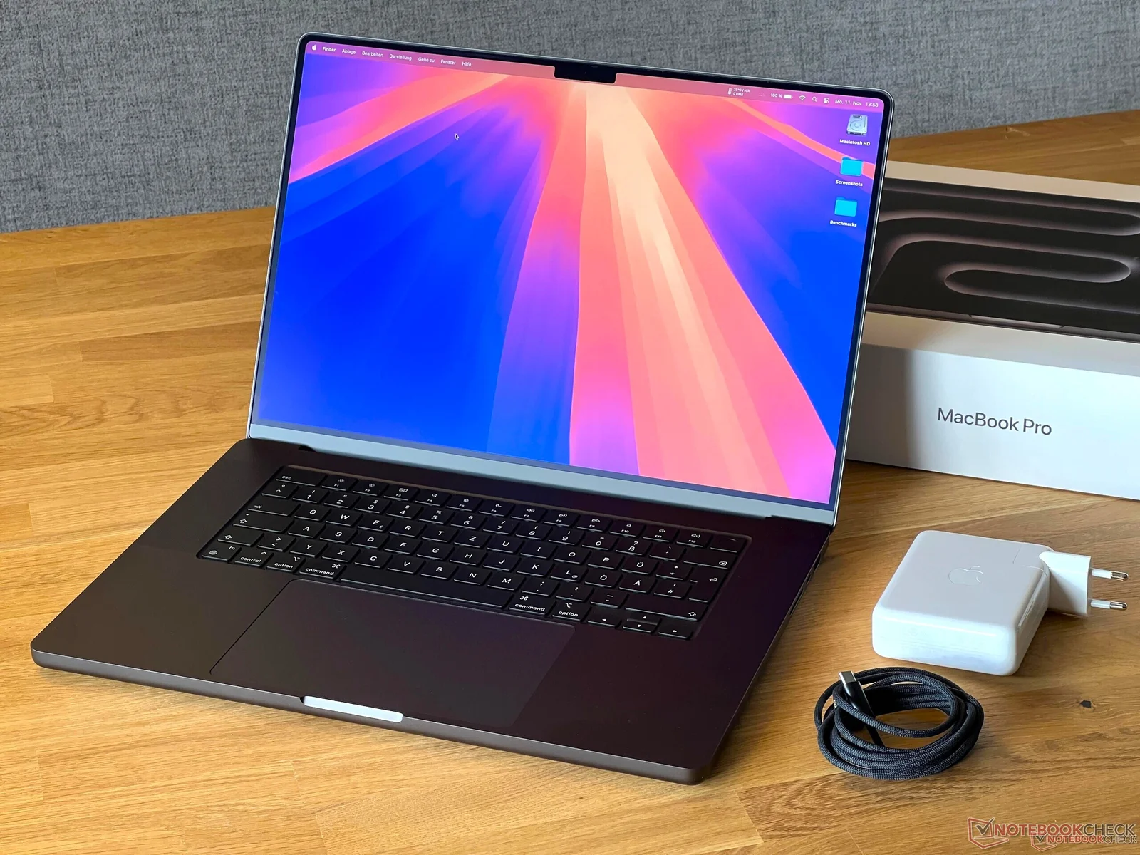 Upcoming MacBook Pro with M6 OLED to Launch in 2026, Promising Major Upgrades