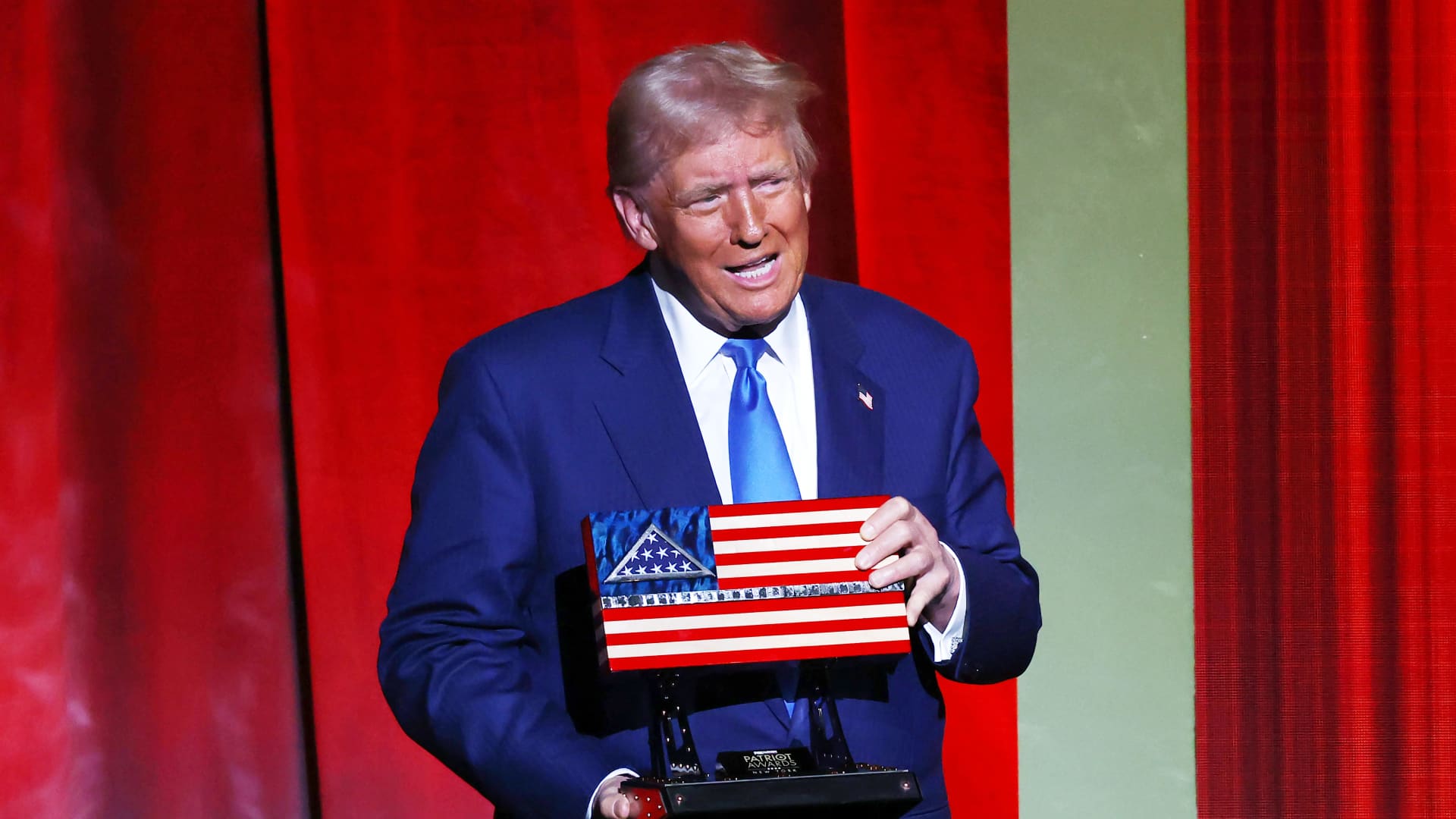 Featured image for US Household Financial Optimism Peaks Despite Inflation Concerns