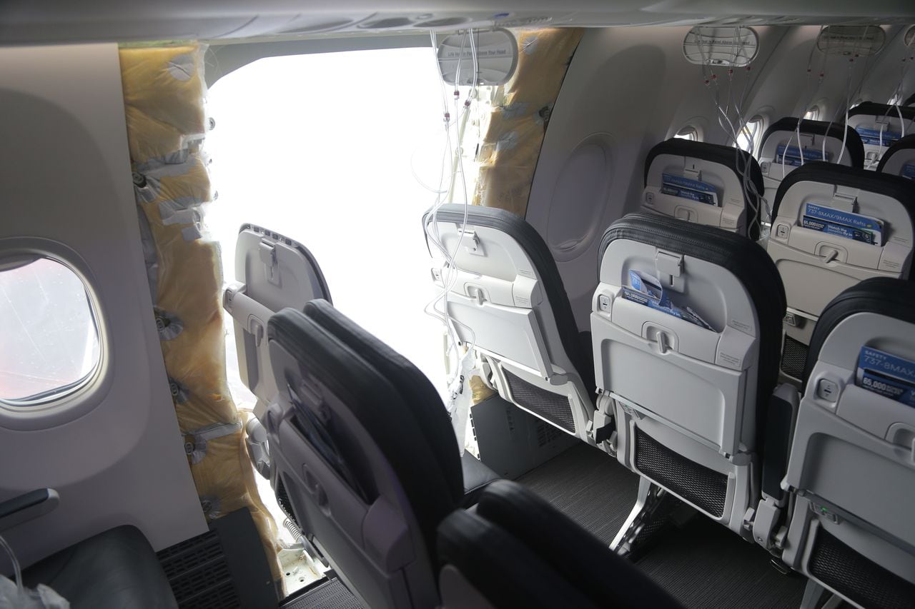 "Terrifying Ordeal: The Nightmare of Alaska Airlines Flight 1282"