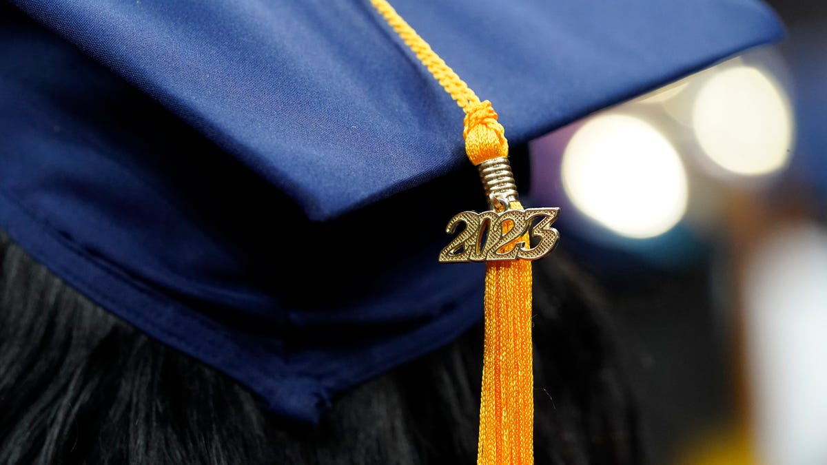 Michigan's Public Universities Unite to Guarantee Admission for Graduates with 3.0 GPA