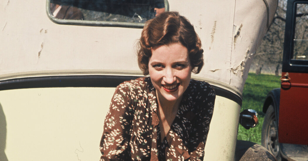 Featured image for Sally Kirkland, Acclaimed Actress, Dies at 84